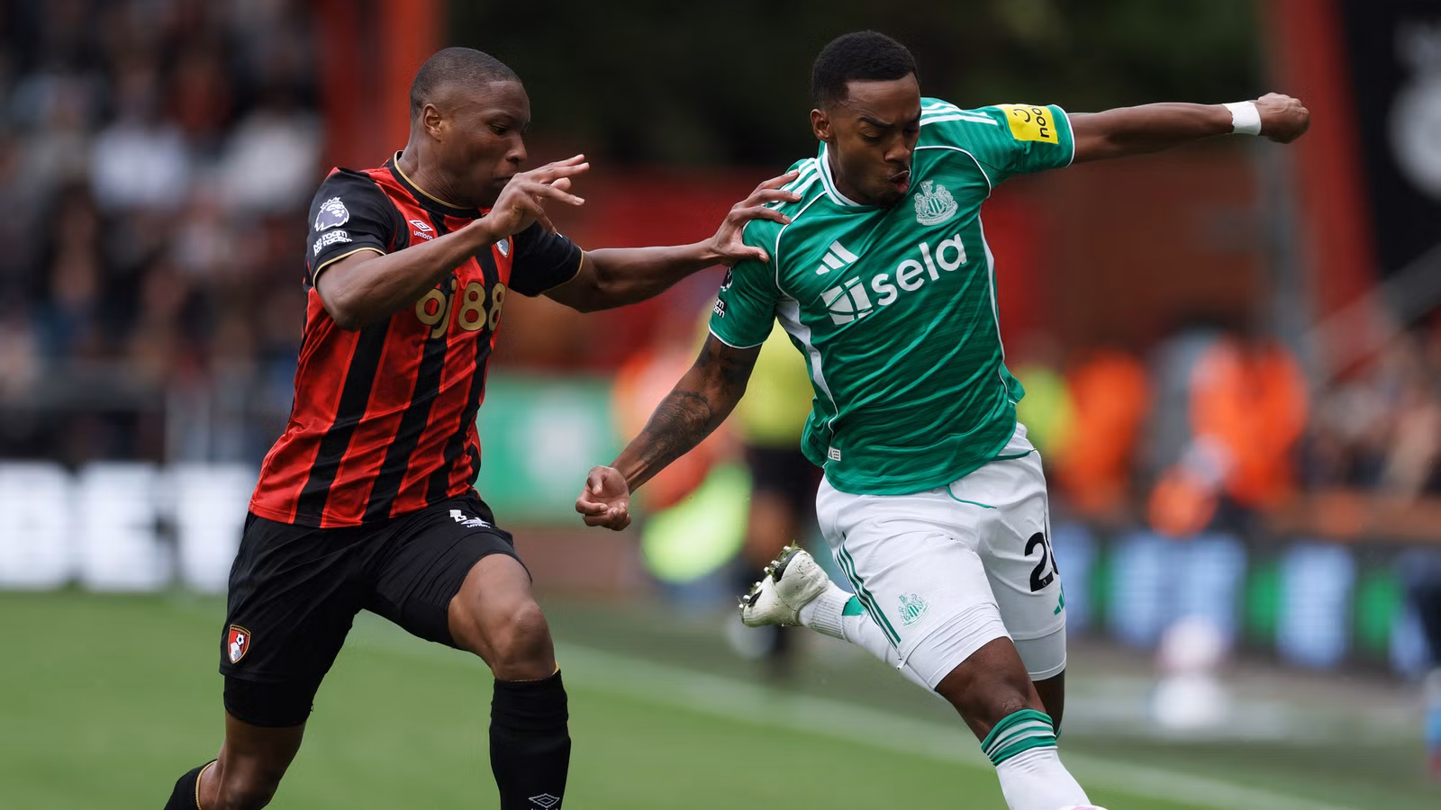 Howe must now drop Newcastle flop who was worse than Willock