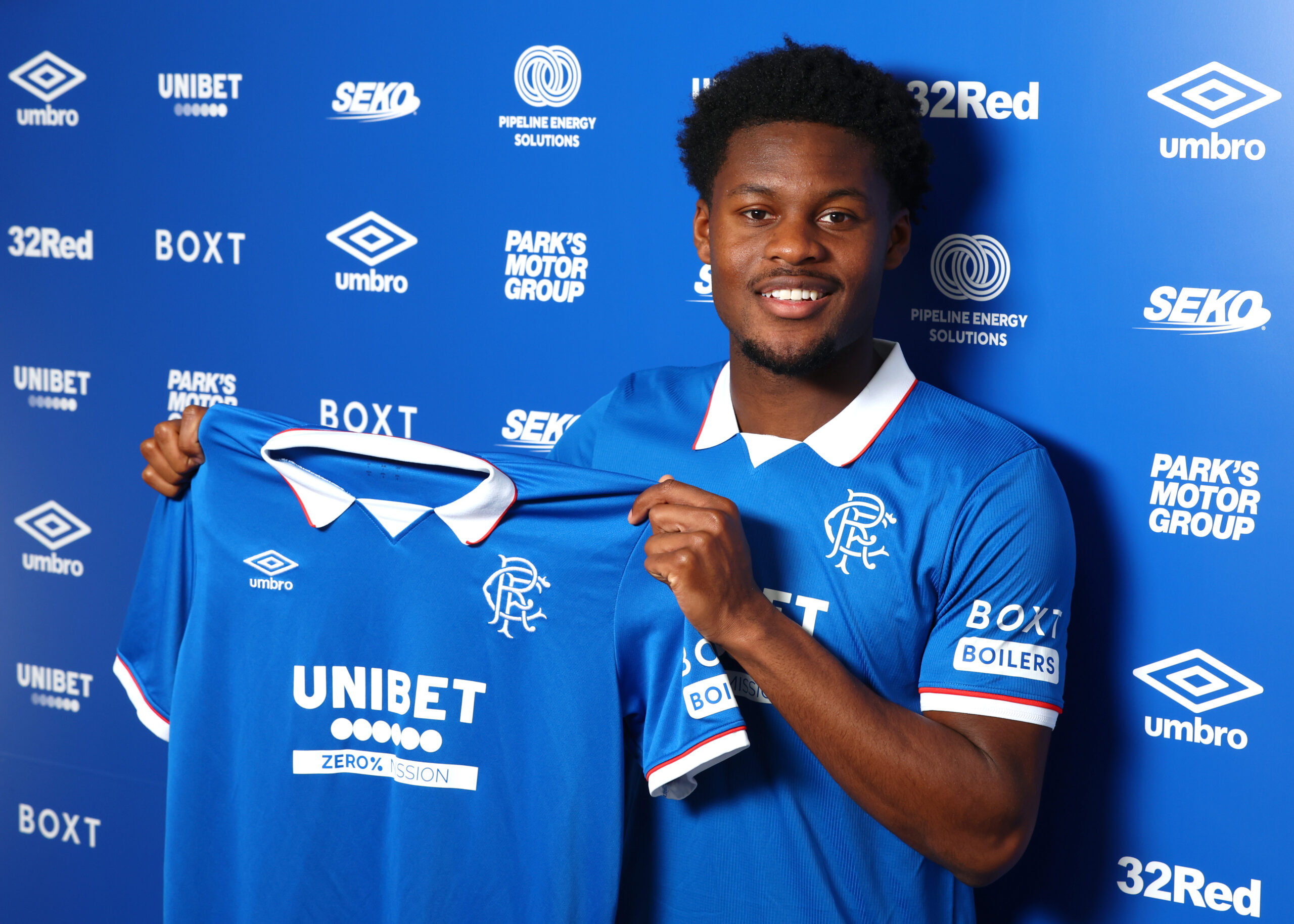 Rangers Announce Signing of Tochi Chukwuani