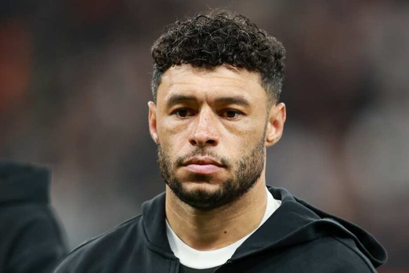 Fabrizio Romano shares key detail of Oxlade-Chamberlain deal in boost for Celtic